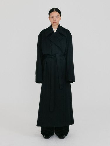 ZEIDIA Oversized Belted Trench Coat - EENK - Modalova