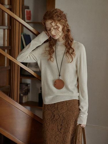 PM_Basic high neck knit top_IVORY - Proud Mary - Modalova