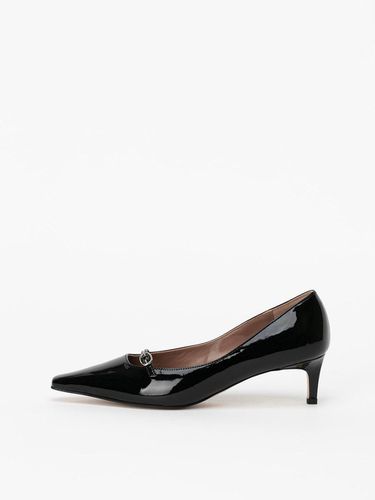 Yasmine Belted Pumps in PATENT - CHAUSSURE LAPIN - Modalova