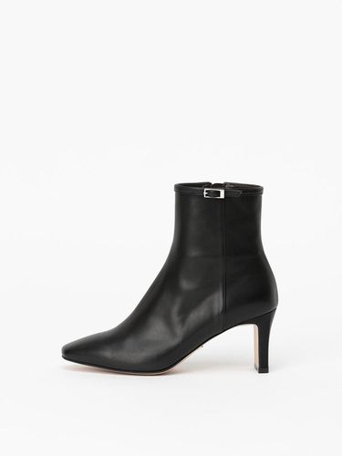 Pauline Belted Boots in REGULAR - CHAUSSURE LAPIN - Modalova