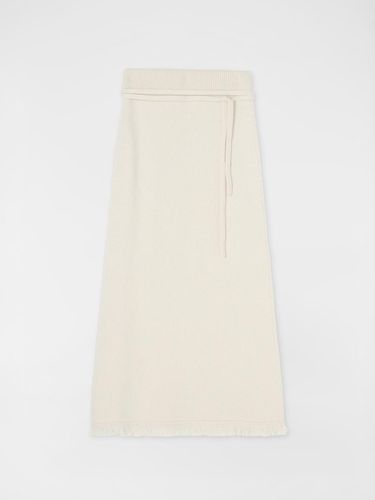 Merle Wool Fringe Skirt Beige - JRIUM - Modalova