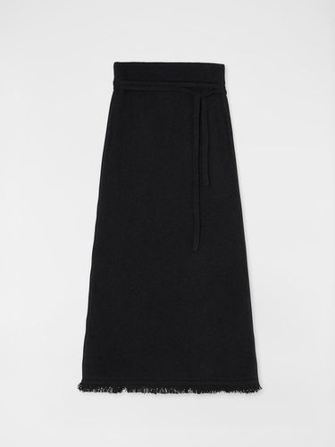 Merle Wool Fringe Skirt Black - JRIUM - Modalova