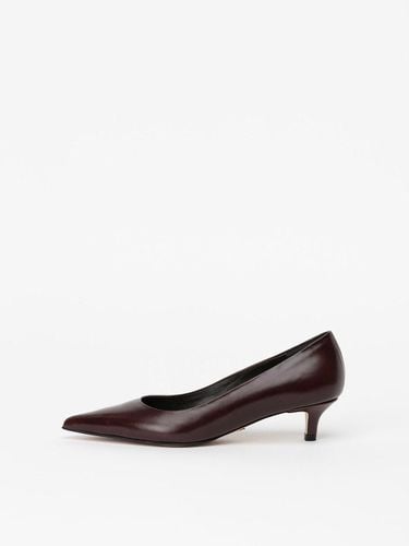 Philo Pumps in TEXTURED Burgundy - CHAUSSURE LAPIN - Modalova