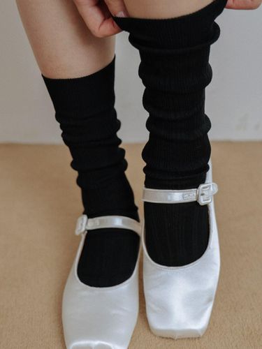 Loose middle socks - black - DONUTVINYLSHOP - Modalova