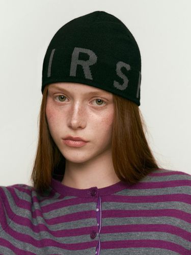 Basic Logo Short Beanie [Black] - KIRSH - Modalova