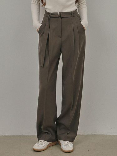 Prem two-pin tuck slacks (belt set) - TWEE - Modalova