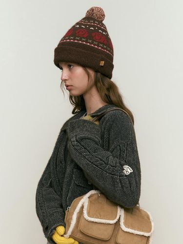 Jacquard Pompom Beanie [Brown] - KIRSH - Modalova