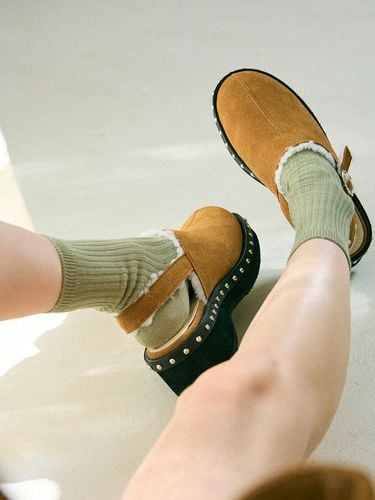 Barnet stud clogs_suede brown - CELEDiff - Modalova