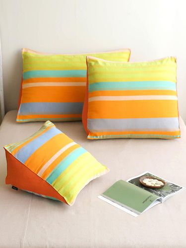 Premium Triangular Cushion 3size - ORIGO - Modalova