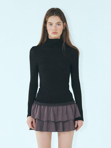 Layered Turtleneck T - Shirt, Black - ETMON - Modalova