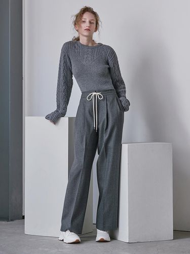 WOOL TRAINING WIDE PANTS_DARK GREY - mu:arvo - Modalova