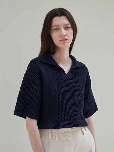 BIG COLLAR CROPPED KNIT PULLOVER_NAVY - mu:arvo - Modalova