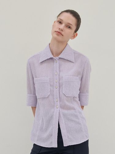 WIDE COLLAR POCKET BLOUSE_LAVENDER - mu:arvo - Modalova