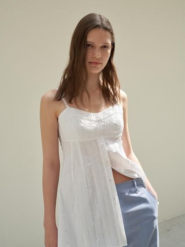 BUSTIER LONG BLOUSE_WHITE - mu:arvo - Modalova