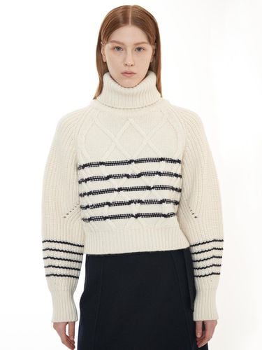 Turtleneck Striped Cropped Cable Knit Pullover_Bei - mu:arvo - Modalova