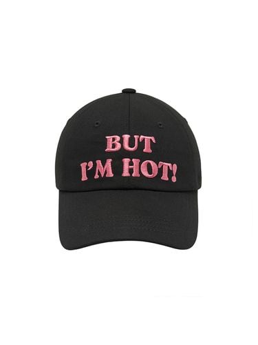 BUT I'M HOT Ball Cap Black - FIVELINE - Modalova