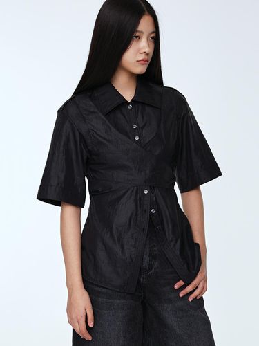 Knotted Wrap Blouse _ Black - mu:arvo - Modalova