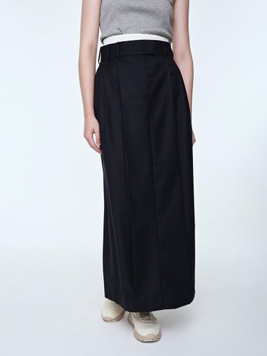 Banding Detail Two - tuck Long Skirt _ - mu:arvo - Modalova