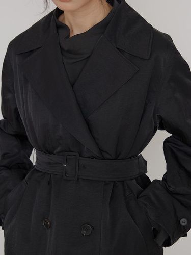 Padded liner essential coat black - manuelle et guillaume - Modalova