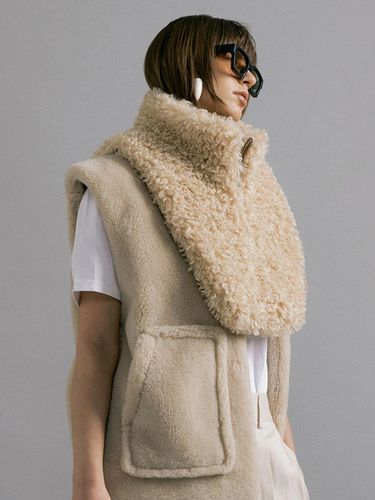 FLO fur dicky muffler [beige] - molliolli - Modalova