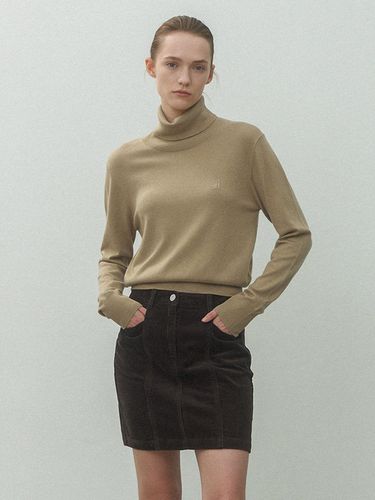 ESSENTIAL WOOL POLO NECK KNIT (T-6985) - Atelier Nain - Modalova