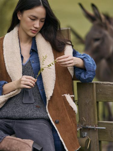 GAINSBOURG SHEARLING MUSTANG VEST - LOVLOV - Modalova