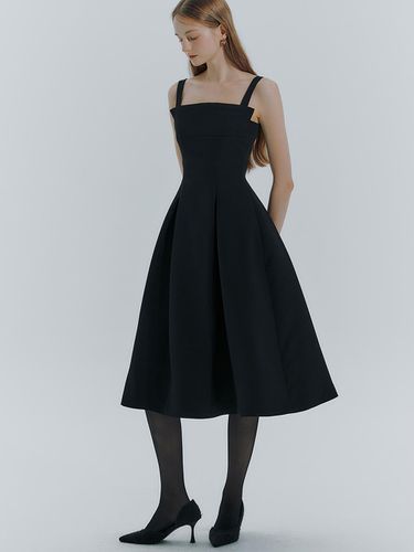 Rakel Flare Dress (2 Colors) - IvanaHelsinki - Modalova