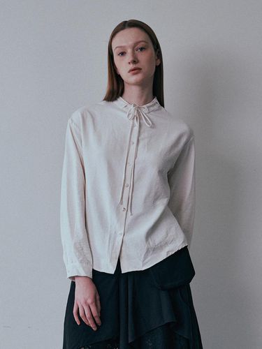 BA_Collar ribbon crew neck shirt - PIA STUDIO - Modalova