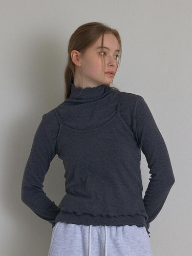 Wave layered turtleneck polar t shirt_ - AARAN - Modalova