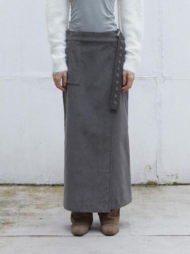 CORDUROY WRAP SKIRT (GREY) - THREE TO EIGHTY - Modalova