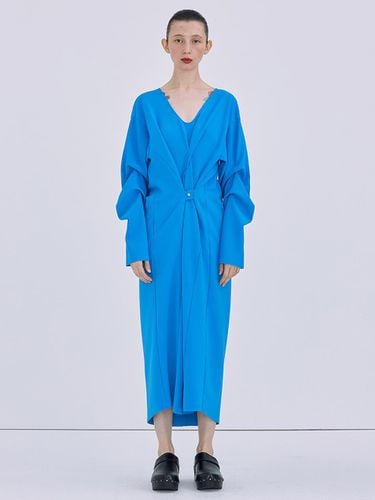 Shirring Backless Long Dress_Blue - WNDERKAMMER - Modalova