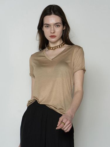 V neck basic t - shirt - beige - cordinary - Modalova