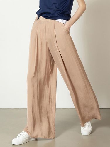 Flowing satin straight pant - beige - cordinary - Modalova