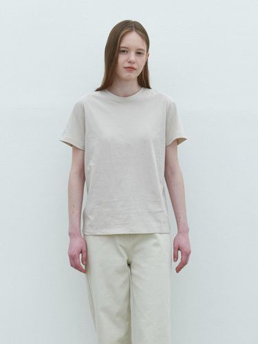 Cotton t - shirt - beige - AYU - Modalova