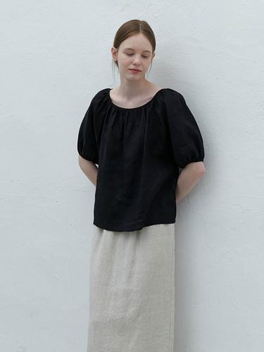 Linen neck shirring blouse - black - AYU - Modalova