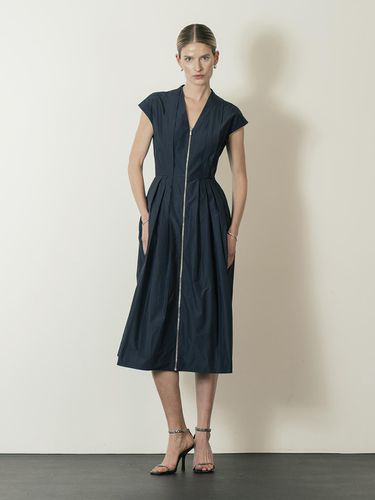 Memory pleats midi dress - navy - cordinary - Modalova