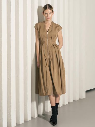 Memory pleats midi dress - beige - cordinary - Modalova