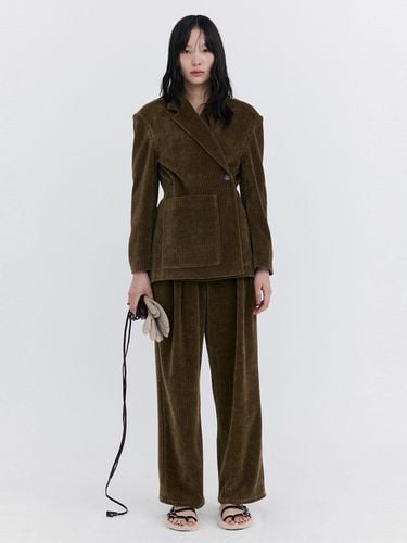 Corduroy Wide Pants_Khaki - WNDERKAMMER - Modalova