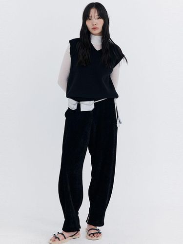 Corduroy Balloon Pants_Black - WNDERKAMMER - Modalova