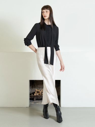 Asymmetrical scarf blouse - black - cordinary - Modalova