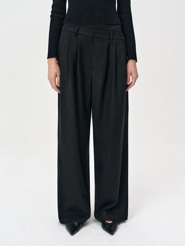 Layered Pleated Wide-leg Wool Pants [Black] - RIDIFI - Modalova