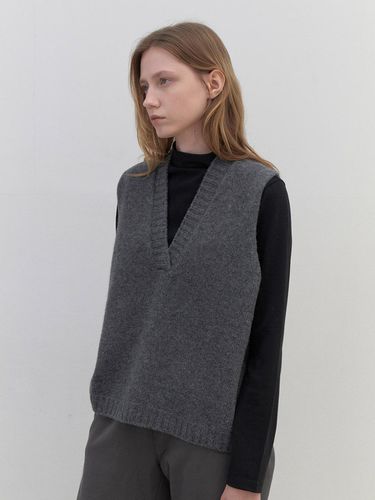 Wool knit vest - grey - AYU - Modalova