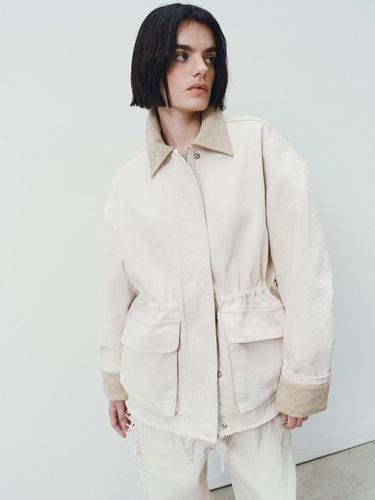 G_DAMAGED HEMLINE WORK JACKET / WHITE - GIMMETHEYOUNG - Modalova