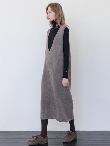 Sleeveless long knit dress _ Beige - JMARK New York - Modalova