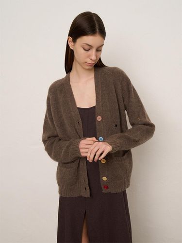 Crayon button cardigan (brown) - TMNN - Modalova