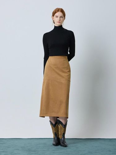 Suede H-line Midi Skirt [Camel] (CA_C244PSD513) - CC collect - Modalova