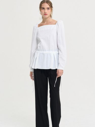 Square Neck String Blouse_Off-White - SORRY TOO MUCH LOVE - Modalova