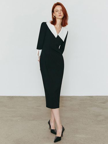 Unbalanced collar long dress - MOONT - Modalova