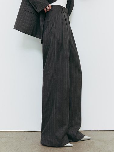 Pin-stripe wide slacks - MOONT - Modalova