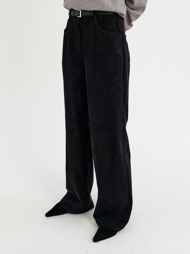 Moa Corduroy Straight Pants - Black - LOOKAST - Modalova